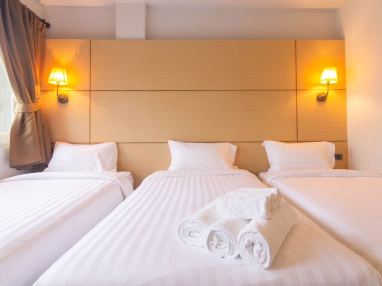 Triple Bedding